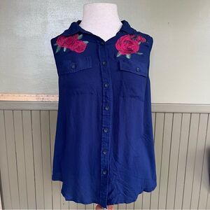Ariat Rose Embroidered Sleeveless Western Style Button Down Large